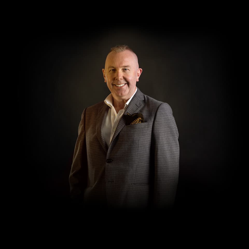 Portrait photo of Phil Connew
